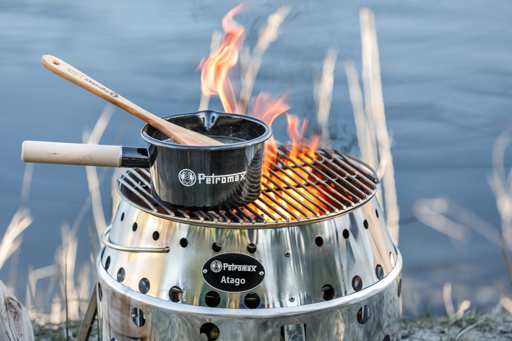 Emeleraður pottur með skafti